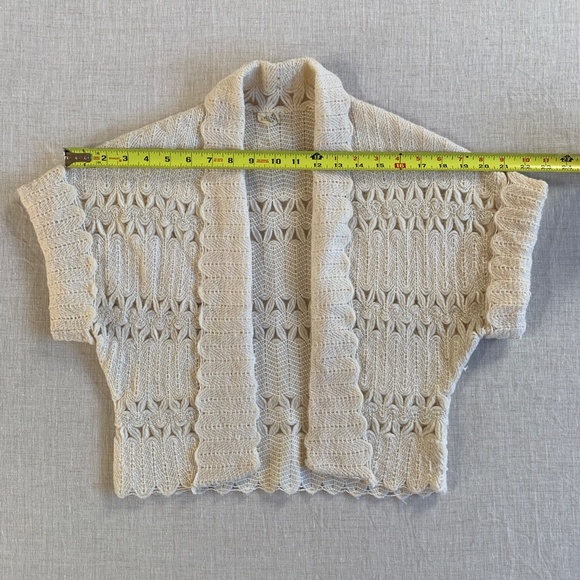 Vintage Cream Wool Knit Bolero Style Sweater - M/L - Picture 6 of 8